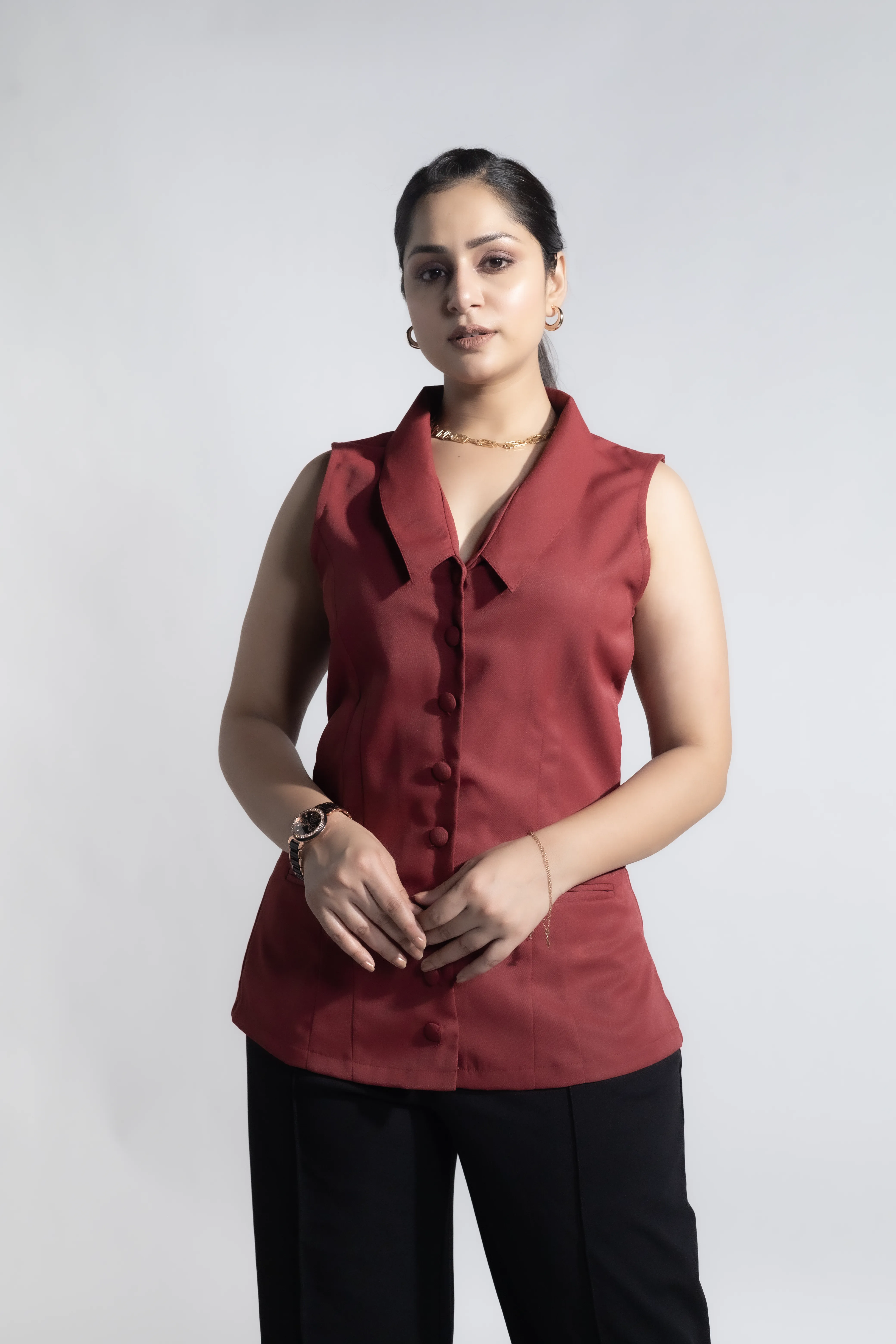 Sleeveless Shawl Collar Blazer- Red
